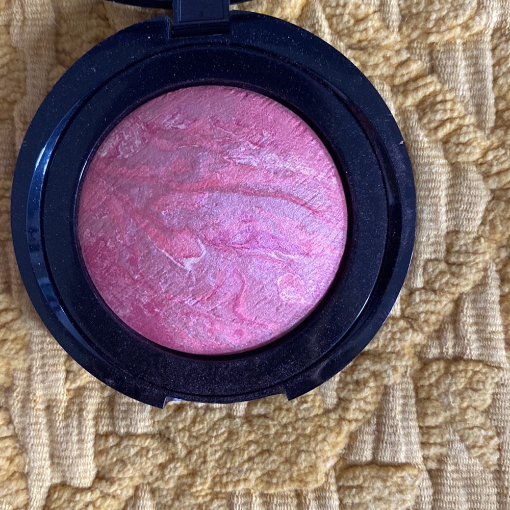 NWT Laura Geller Eyeshadow and Blush Bundle - Picture 3 of 4
